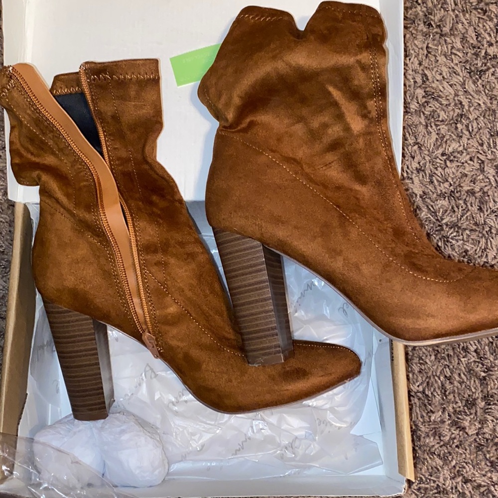 Womens Boots